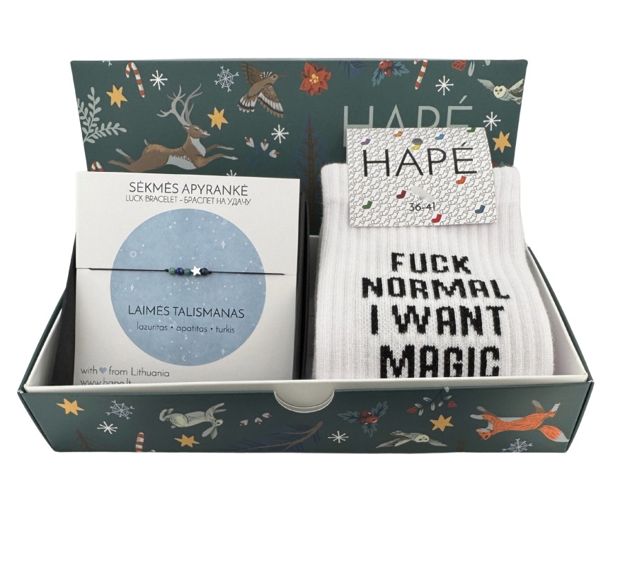 DOVANŲ RINKINYS KALĖDINĖJE DĖŽUTĖJE - kojinės ir LAIMĖS talismanas apyrankė